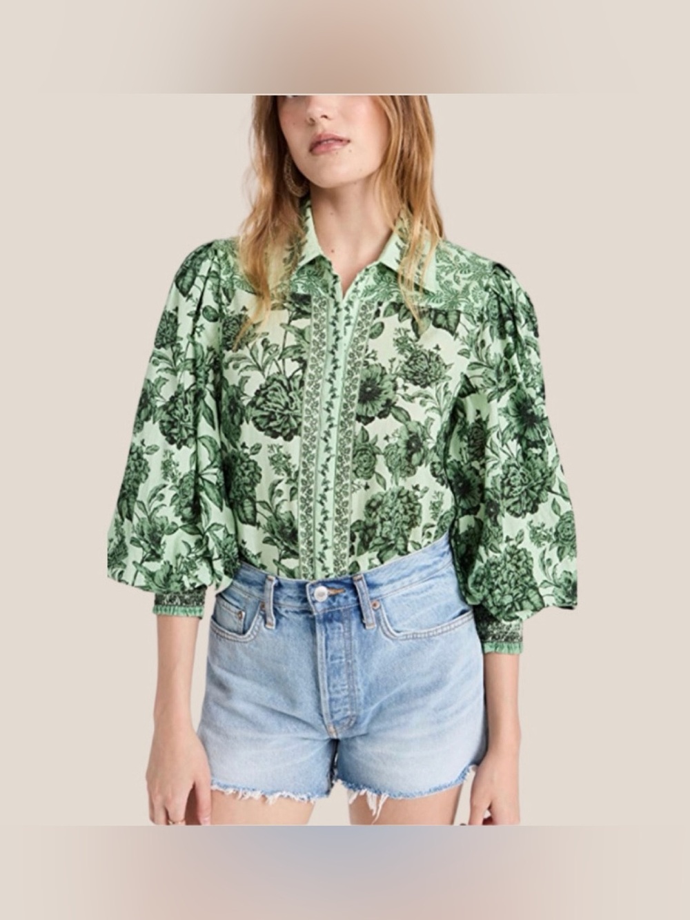 Alice + Olivia Tiffie Journey Floral Light Sage Button Down Blouse, Size Small